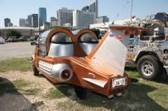 2006_ArtCar_1_Ball 040